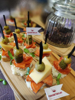 Фуршетный сет Праздничный на 21-25 персон