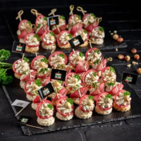 Фуршетный сет Праздничный на 26-30 персон